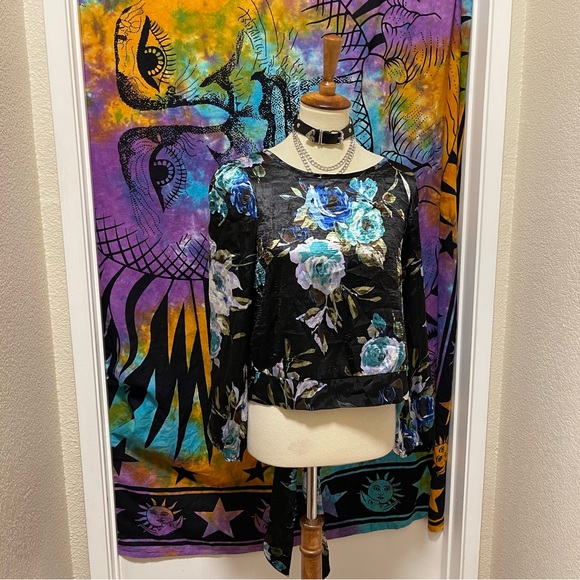 🌈 Amazing open back floral blouse - Picture 4 of 11